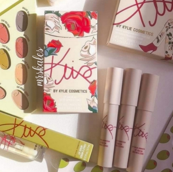 Kris Lip Crayon Set - Picture 3 of 16